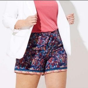LOFT PLUS Tie Waist Beautiful Blue Paisley Print Plus Size Summer Shorts Sz 26